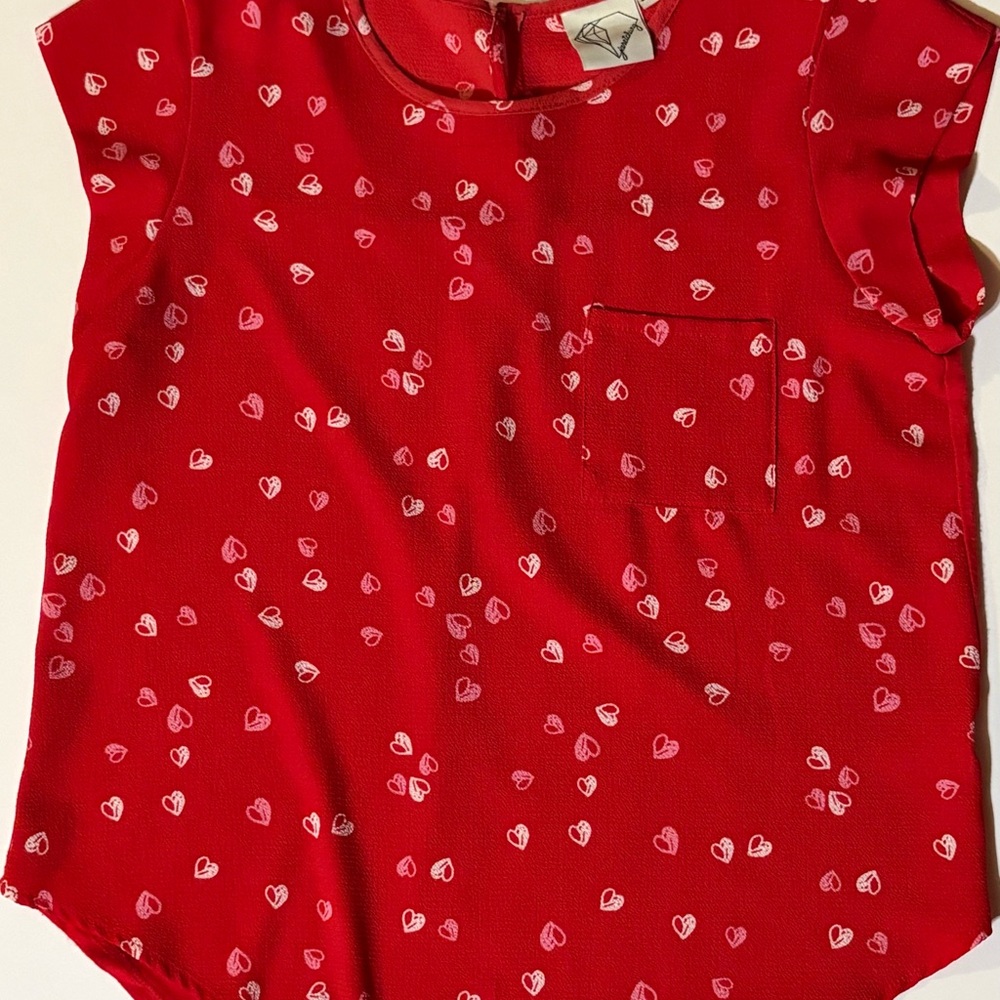 Red Heart Pattern Women's Top. Size MEDIUM.